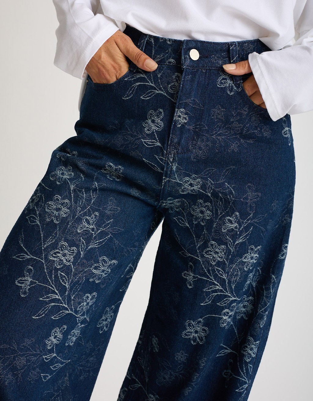 Jeans Baloon Ricamo Floreale