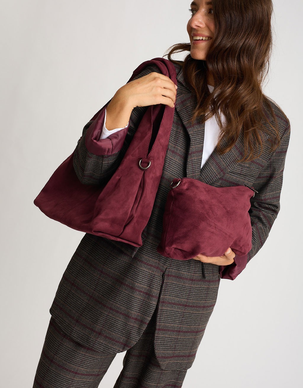 Borsa a Spalla Tessuto Effetto Suede con Pochette Interna