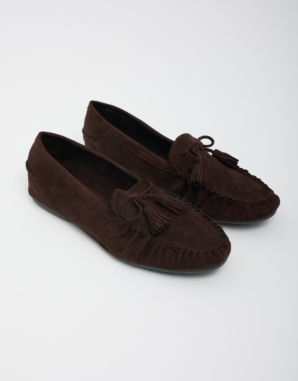 Mocassino Scamosciato con Nappine