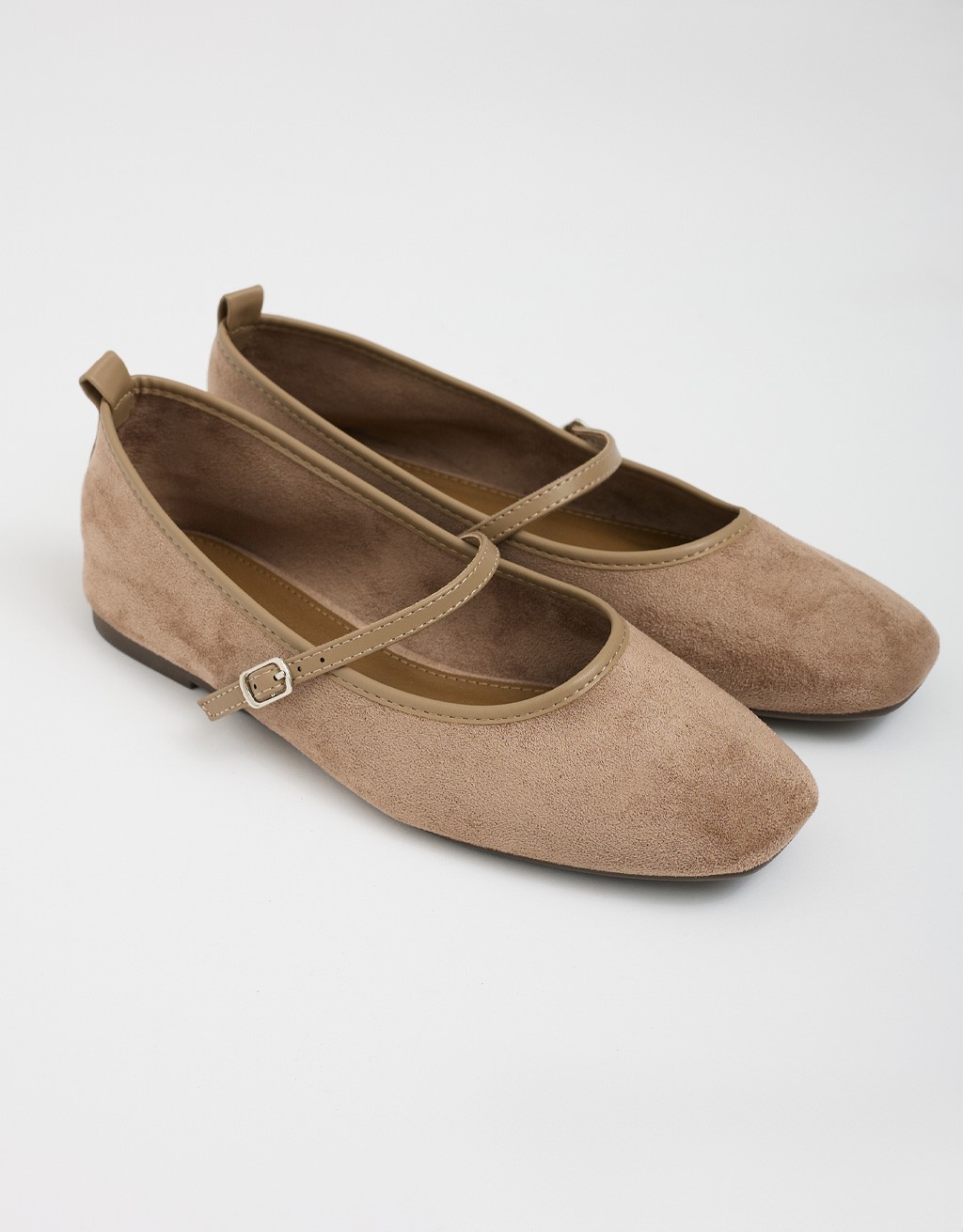 Ballerine Scamosciate Cinturino