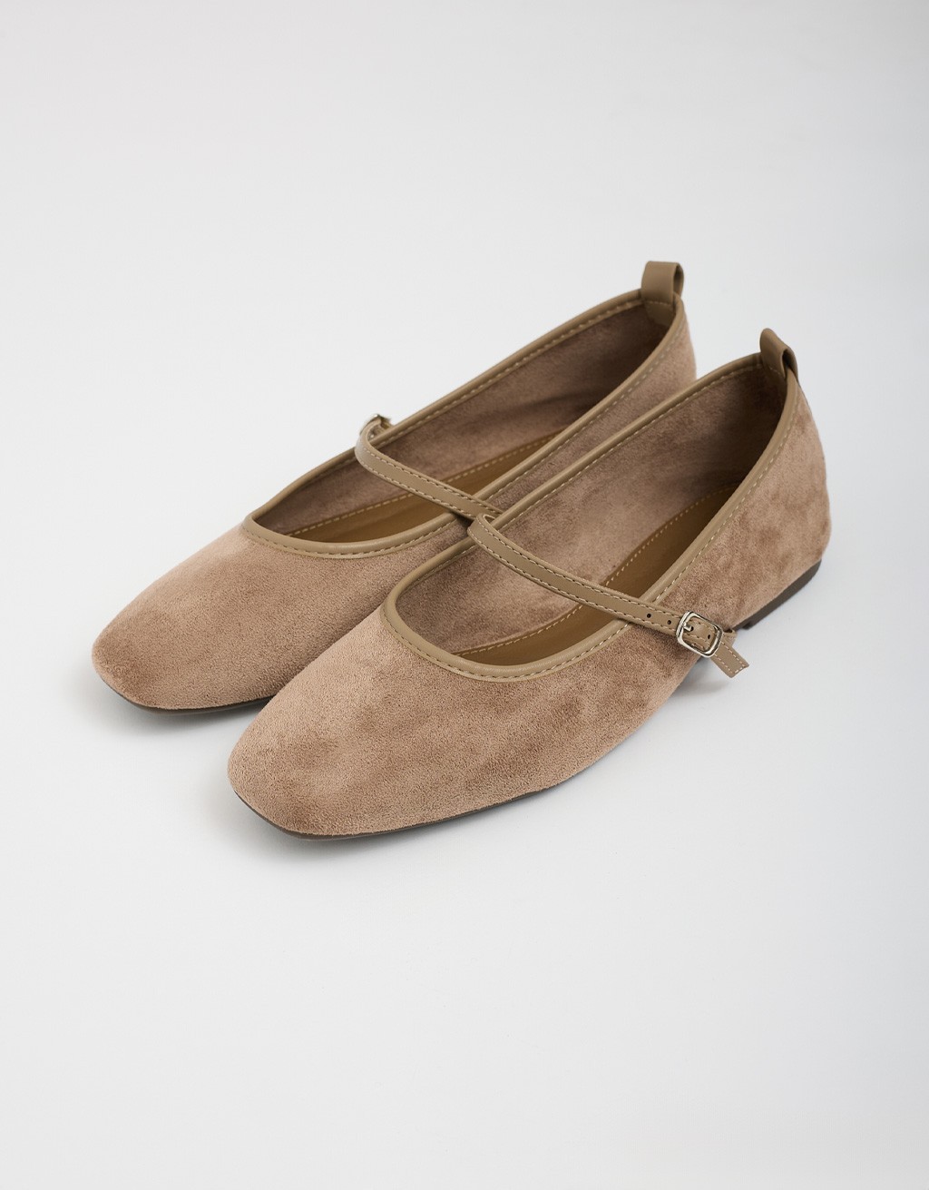 Ballerine Scamosciate Cinturino