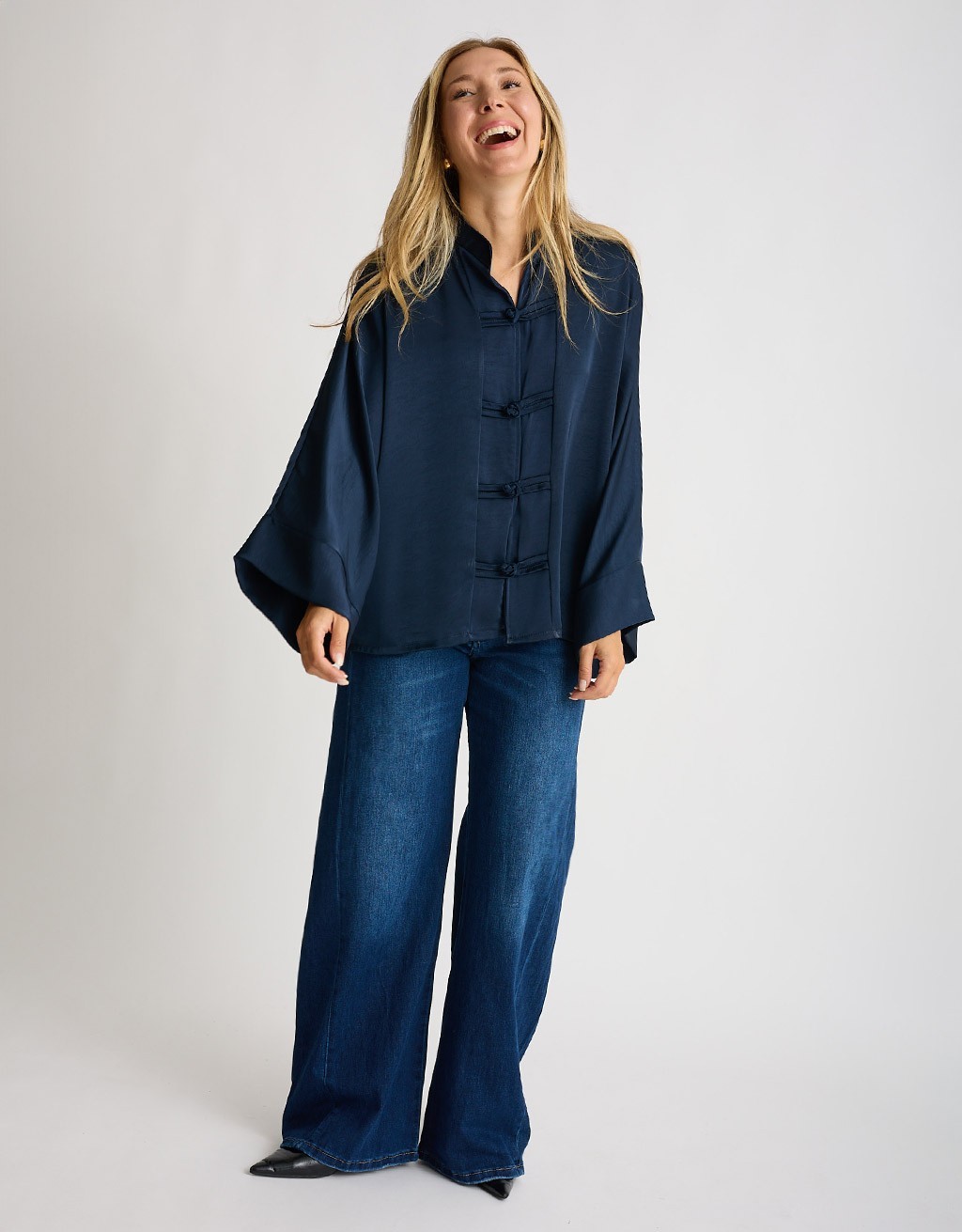 Camicia Raso Pesante Over Alamari