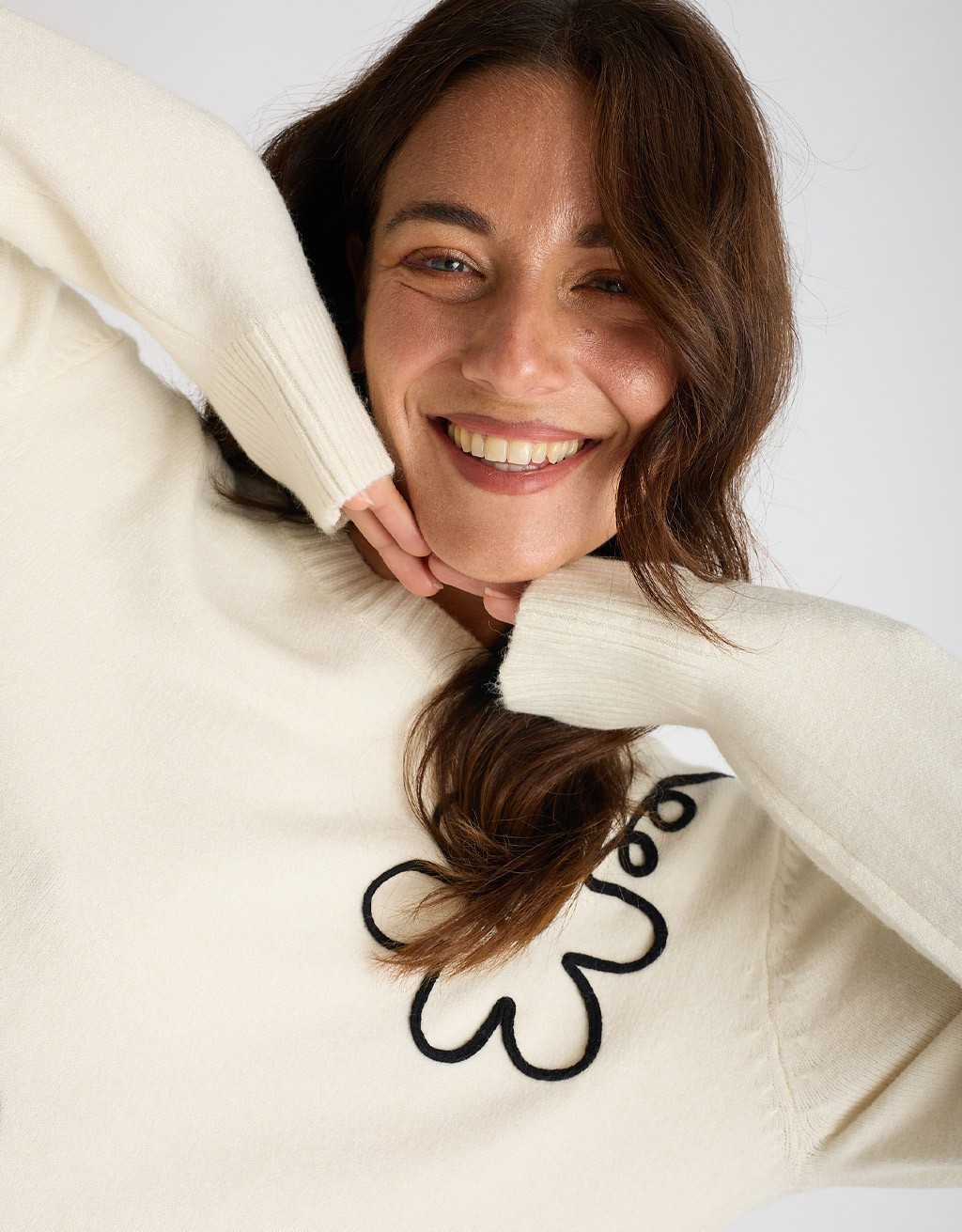 Maglione Ricami Contrasto