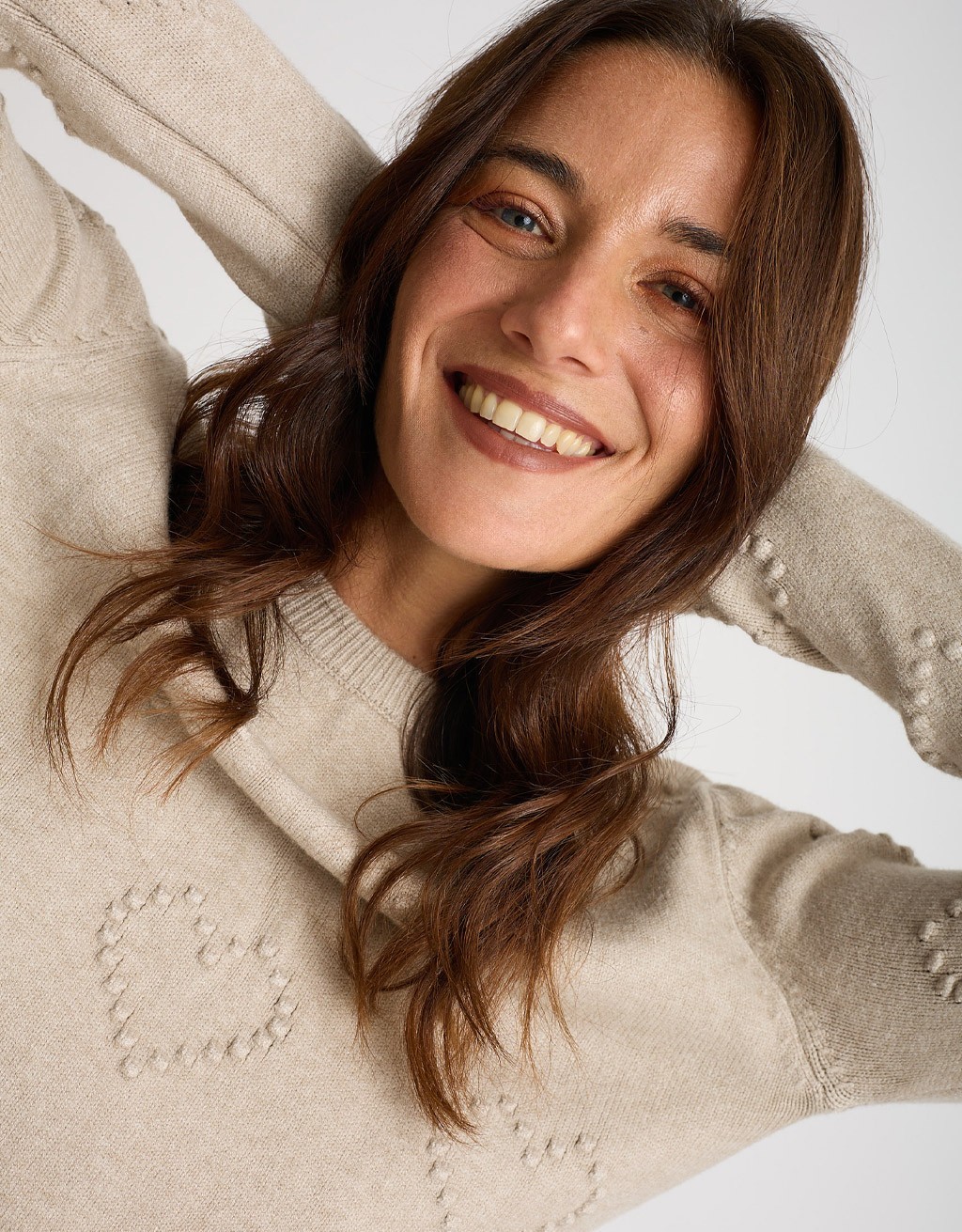 Maglione Cuori Ricamati
