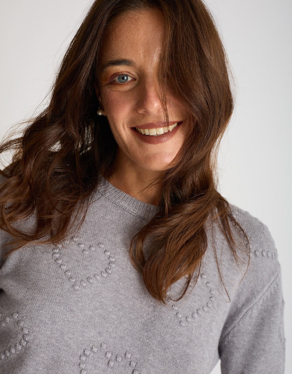 Maglione Cuori Ricamati